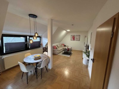 Großzügige Dachgeschosswohnung auf 2 Etagen
