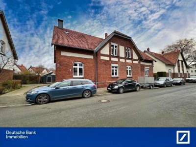 Charmantes Reihenmittelhaus mit Geschichte – Denkmalgeschütztes Ju