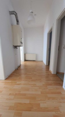 Schöne 3 Zimmer Wohnung Küche-Bad in der Innenstadt.