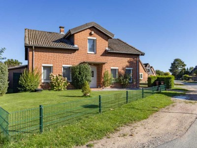 Ländlich leben, städtisch angebunden                                                             ...