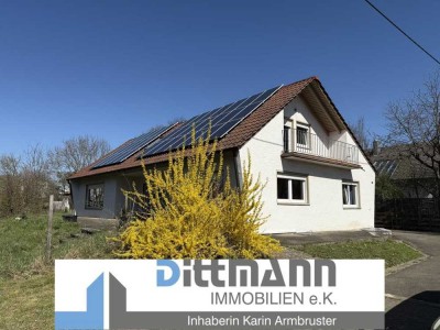 Schönes Einfamilienhaus mit Garten und Doppelgarage in Balingen-Engstlatt
