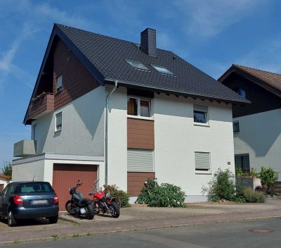 Attraktive und modernisierte 4-Raum-Wohnung mit Balkon in Nieder-Olm