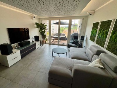 Moderne, neuwertige 3-Zi. Wohnung in Top-Lage: zentral & grün!