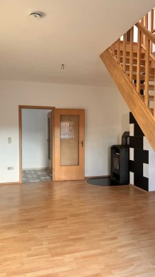 Gemütliche Maisonette-Wohnung mit Balkon in bester Lage
