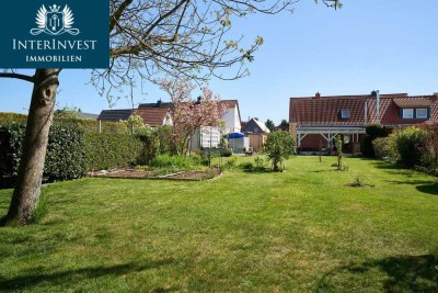 ** Leben in der Idylle - DHH mit großem Grundstück und Gartenhaus im Grünen **