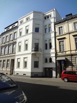 Studio-Appartement - 45 m² - frisch renoviert, möbliert/teilmöbliert/unmöbliert
