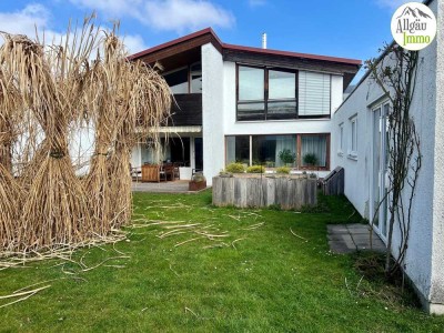 Attraktives Einfamilienhaus in sehr beliebter Lage mit großzügigem Raumangebot