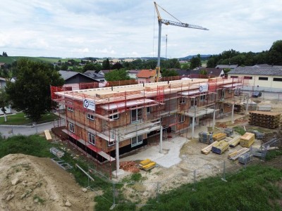 Sonnige und barrierefreie 3-Zimmer Wohnung mit großzügiger Terrasse und XXL Gartenanteil zum kleinen Preis (Top 05)