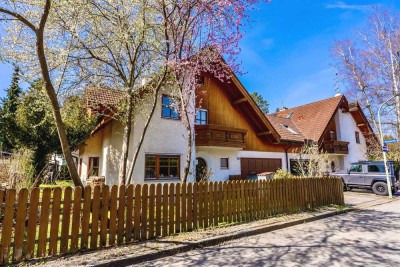 Hochwertige Doppelhaushälfte mit Einfamilienhaus-Charakter in begehrter Lage von Vaterstetten
