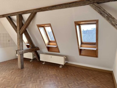 Dachgeschosswohnung 2 Räume in der Innenstadt von Görlitz. Jobcenter für 1 Person geeignet