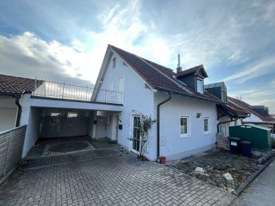 Gepflegte Doppelhaushälfte mit schönem Ausblick und Einliegerwohnung in Nandlstadt!