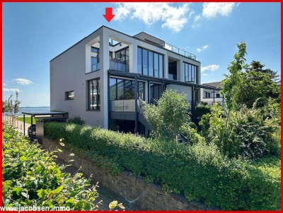 Designerhaus "Twin-Villa"
mit unverbaubarem Wasserblick