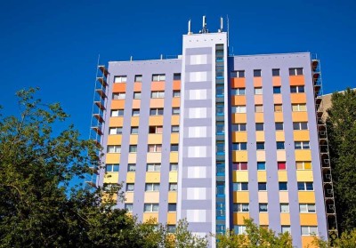 frisch sanierte 4 Zimmer Wohnung