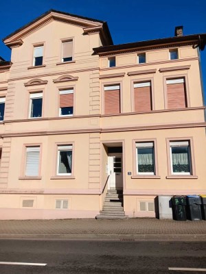 STADTNAHE MÖBILIERTE 2 ZIMMERWOHNUNG