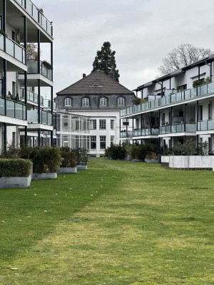 Exklusive Penthouse-Wohnung neben Villa Marx - einmalige Möglichkeit!