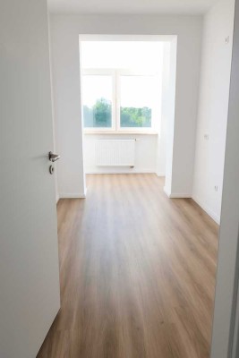 ++Saniertes Traumdomizil: Separat begehbare Zimmer, Dusche & Badewanne++