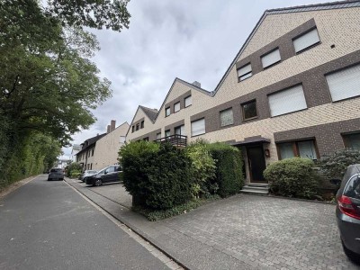 Zweifamilienhaus mit Garage in Kaarst