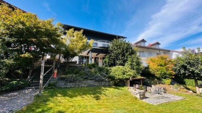 Charmantes Einfamilienhaus mit Einliegerwohnung - Ihr neues Zuhause in ruhiger Lage