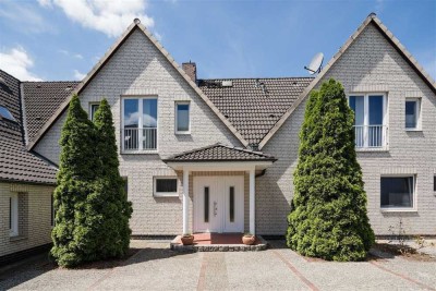 Schenefeld bei Hamburg - Wohn- u. Geschäftshäuser TOP
