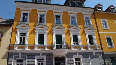 Top-sanierte Altbauwohnung mit 3,30 m Raumhöhe – ab 01.08. verfügbar!