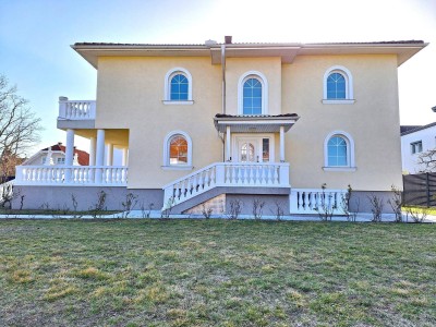 PROVISIONSFREI Stilvolle Villa in Ruhelage bei Ebreichsdorf 230 m² Wohnfläche auf Traumgrundstück
