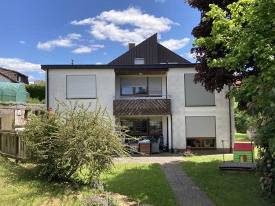 Geräumiges Dreifamilienhaus in Ruppertshofen Birkenlohe