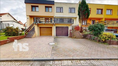 PROVISIONSFREI: Geräumiges Reihenmittelhaus in Helbra – 10 Zimmer, Balkon & Garten