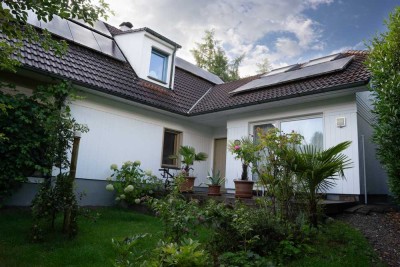 Exclusives skandinavisches Holzhaus mit viel Charme