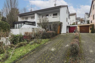 Familienidyll mit Balkon, Terrasse, Garten und zwei Garagen in Steinheim an der Murr