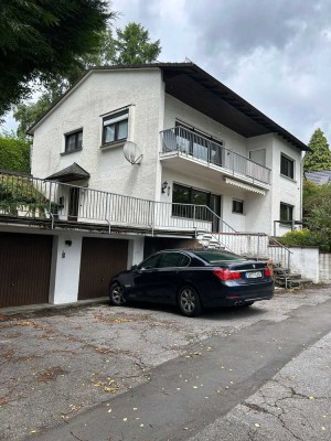 Schöne 3,5 Zimmer - Terassenwohnung, mit Garten und privatem Eingang