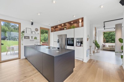 Exklusives Einfamilienhaus mit Blick auf das Sacré Coeur in Pressbaum