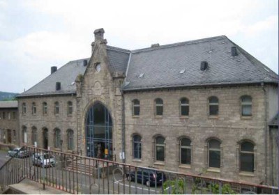 Gemütliches Apartment, zentral und direkt im Bahnhof Suhl gelegen!