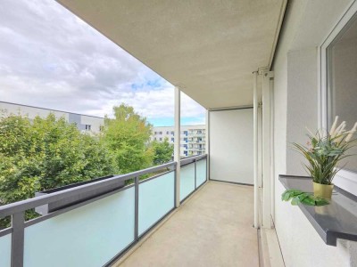 Großer Sonnenbalkon zum Wohlfühlen…