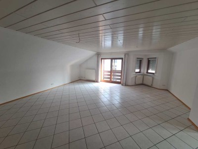 Schöne 3 Zimmer Wohnung in ruhiger Lage in Wiesental