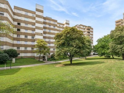 Naturnah und zentral: 4,5-Zimmer-Wohnung mit Balkon und Tiefgarage in bevorzugter Lage in Feuerbach