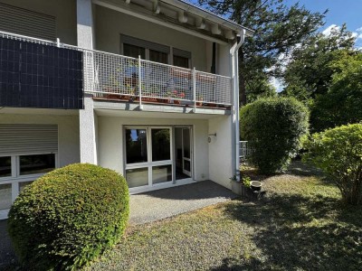 kompl. möbliertes 1-Zimmer-Appartement in ruhiger Lage von Stuttgart-Degerloch inkl. TG-Stellplatz