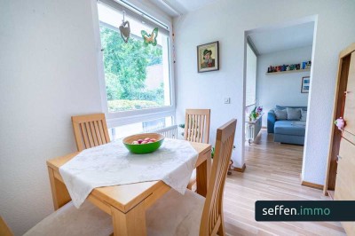 Helle, frisch renovierte 2,5-Zimmer-Wohnung mit Balkon und Garage in Frechen-Königsdorf