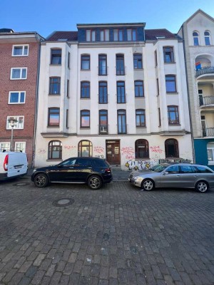 Dreizimmerwohnung mit Terrasse!