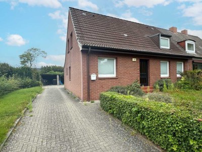 Praktische Doppelhaushälfte mit Terrasse, großem Garten und idealer Raumaufteilung
