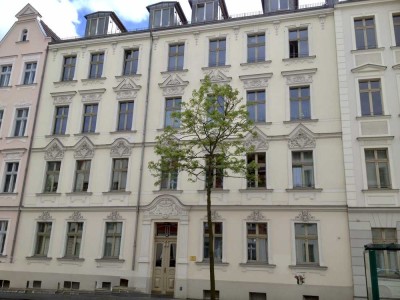 Zentral gelegene, sanierte 4-Raum-Wohnung mit EBK, Balkon, Gartennutzung in Potsdam