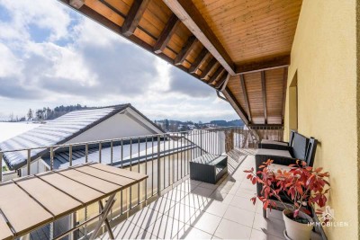 Attraktive 2 Zimmerwohnung mit Balkon und Garage in ruhiger Lage