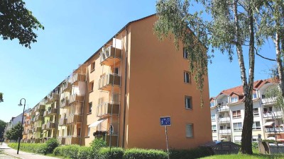 Frisch renovierte 3-Raum-Wohnung mit Balkon in der Innenstadt