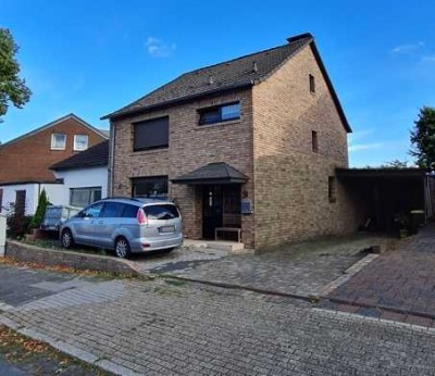 Großzügiges Ein-/Mehrfamilienhaus mit ca. 150 m2 Wohn- und ca. 100 m2 Nutzfläche in guter Wohnlage