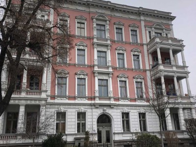 Besichtigung 30.10. !!! Botanischen Garten in auffälligem saniertem Stuckaltbau - NUR ANLAGE