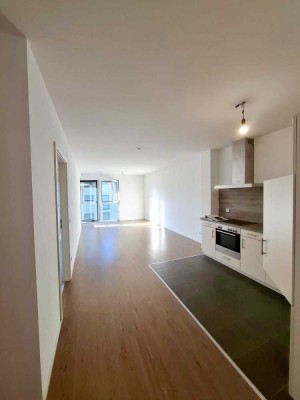 Moderne 2-Zimmer-Wohnung mit Balkon in Offenbach (Nähe Main-Fluss, 2. OG)