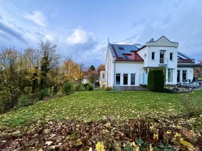 Traumhafte Lage am Ortsrand/Waldrand in Zusmarshausen! Moderne, helle Doppelhaushälfte mit Waldblick