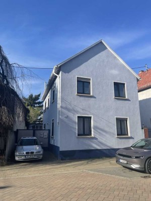 Günstiges, modernisiertes 7-Raum-Einfamilienhaus in Böhl-Iggelheim