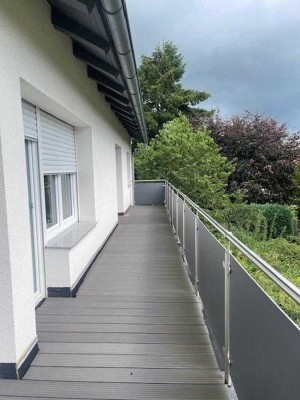 Großzügige, 3-Zimmer Wohnung in ruhiger Lage inkl. Klimaanlage und EBK