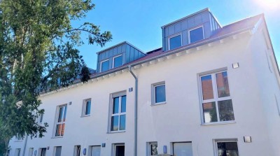 ERSTBEZUG–Modernes Reihenhaus mit gehobener Ausstattung - Ihr neues Zuhause im idyllischen Worfelden