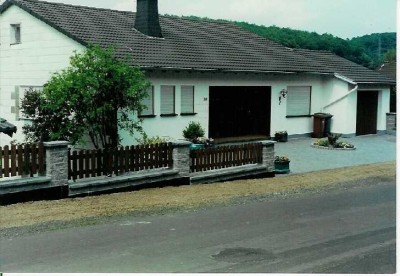 Exklusives 1-Familienhaus mit Einliegerwohnung in Berlingen